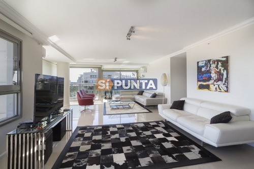 Imagen 4 de 16 de Penthouse En Venta - Playa Brava