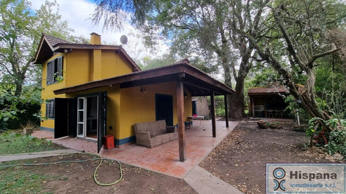 Líndísima Casa En Venta En Del Viso, Barrio Los Jazmines, Sobre Calle Arata