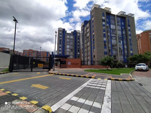 Imagen 1 de 14 de Apartamento En Bogota 22-1334