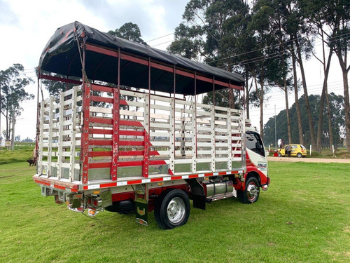 Hino Dutro Pro 300 4.0