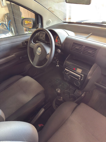 Volkswagen Fox 1.0 Sportline Total Flex 5p