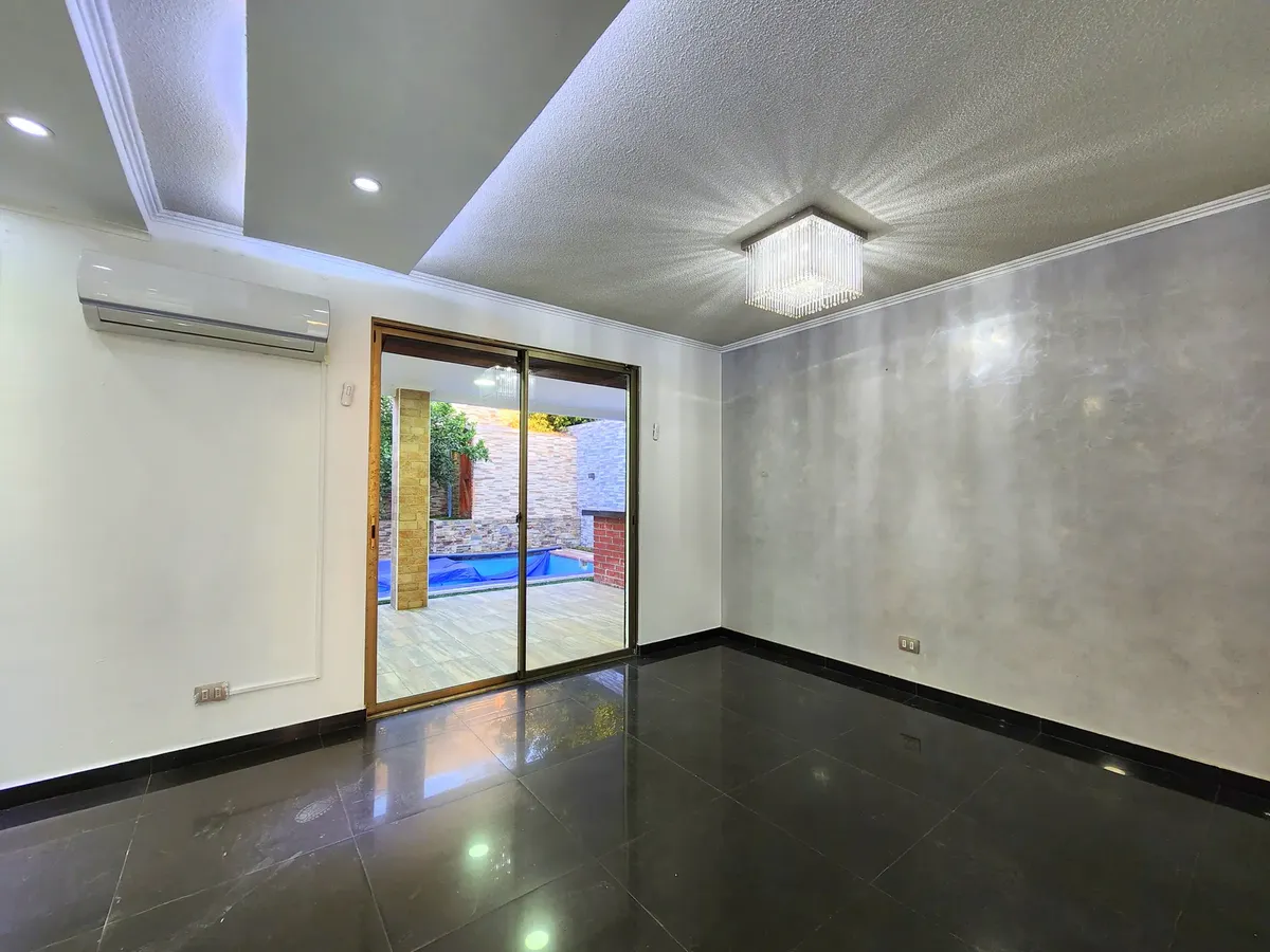Imagen 3 de 20 de Casa En Venta En Av. Camilo Henríquez