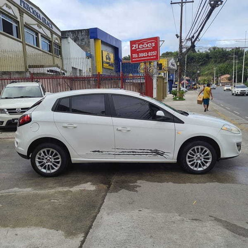 Imagem 7 de 15 de Fiat Bravo Essence Dualogic 1.8 2016