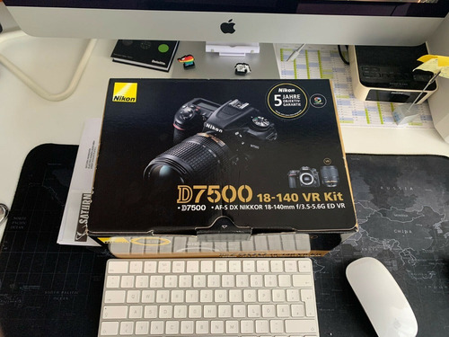 Imagen 2 de 2 de Nikon D7500 Dslr Camera + Afs 18-140mm Vr & 70-300mm Vr+32gb