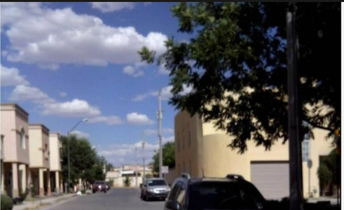 Casa En Venta En Paseo De Los N Chihuahua Lf*
