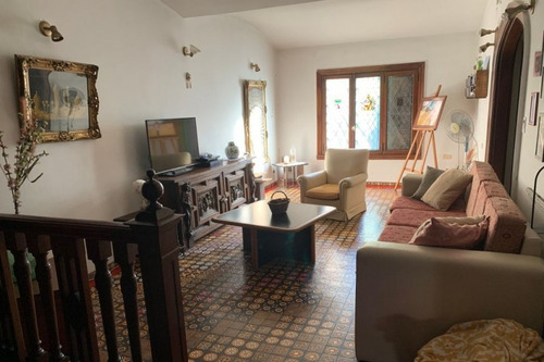 Imagen 4 de 7 de Casa En Venta En Villa Luzuriaga