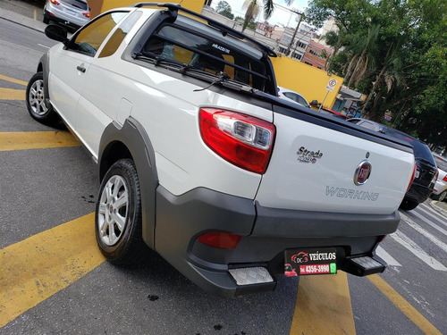 Fiat Strada Working 1.4 Flex - Cabine Estendida - Completa