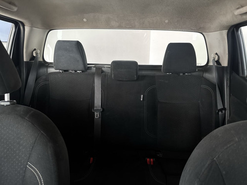 Nissan NP300 2.5 SE Paq Seguridad Mt