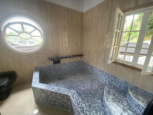 Ss: Vende Casa 25-4103 En La Lagunita Country Club De 709 M2, 5h/7b/20pe