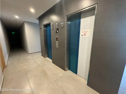 Apartamento En Bosque De Pinos Rah Co: 25-967