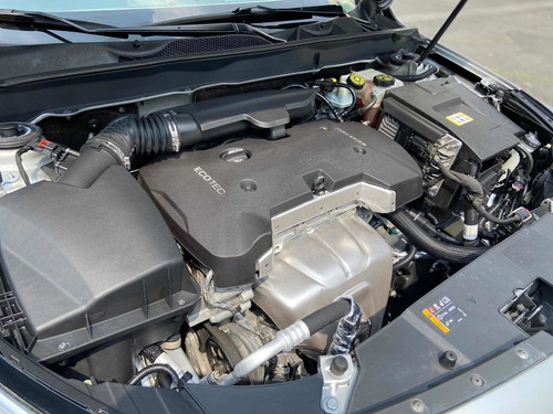 Imagen 14 de 15 de Chevrolet Malibu 2.5 Ls Mt 2013