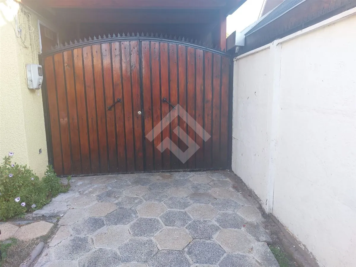 Imagen 2 de 20 de Casa En Venta De 3 Dorm. En Peñalolén