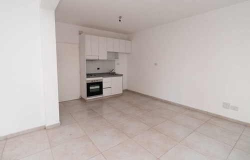 Imagen 4 de 18 de Muy Lindo Departamento De Dos Ambientes En Venta En Condominio Aguaribay, Pilar!!