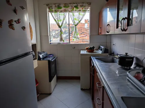 Apartamento En Venta En Cabañas. Cod V12550