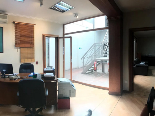 Excelente Local En Arriendo En Barrio Italia