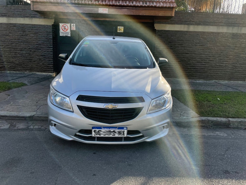 Imagen 2 de 15 de Chevrolet Onix
