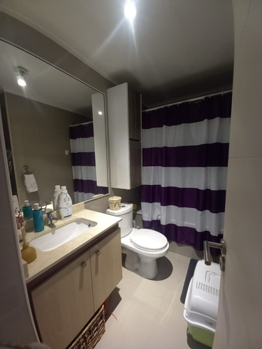 Vende Comodo Departamento. Condominio Parque Krahmer