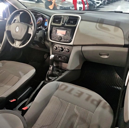Renault Logan 1.6 16v Expression Sce 4p
