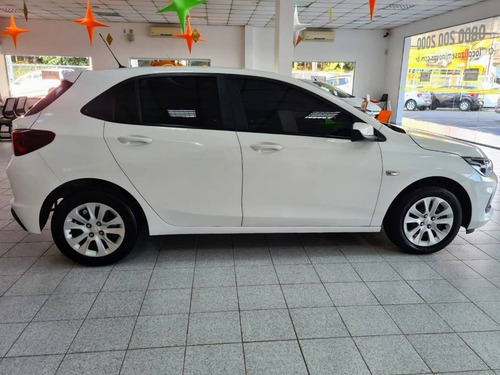 Imagem 9 de 11 de Chevrolet Onix 1.0 Flex Lt Manual