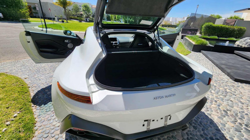Aston Martin Vantage 4.8 V8 At
