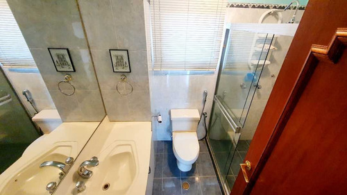 Imagen 15 de 17 de Vendo Apto 140m2 3h+s/3b+s/2pe Las Mesetas 9872