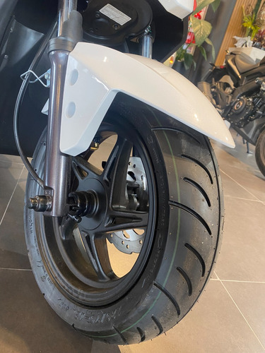 Kymco Agility Rs Naked 125 Scooter No Honda Yamaha Pcx Elite