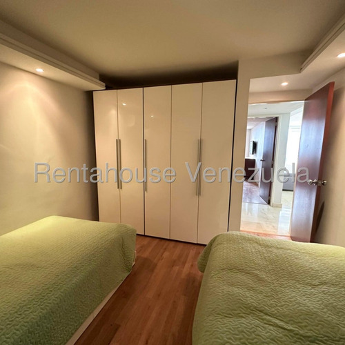 Colinas De La Tahona En Venta Apartamento Remodelado Y Domotizado.