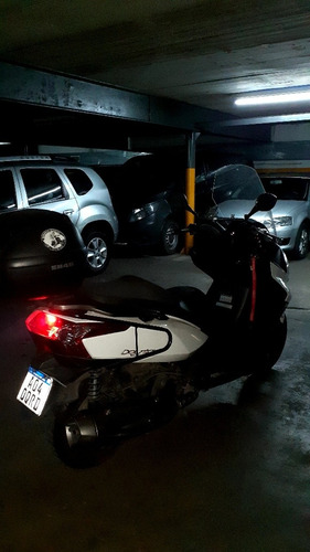 Kymco Downtown 300i