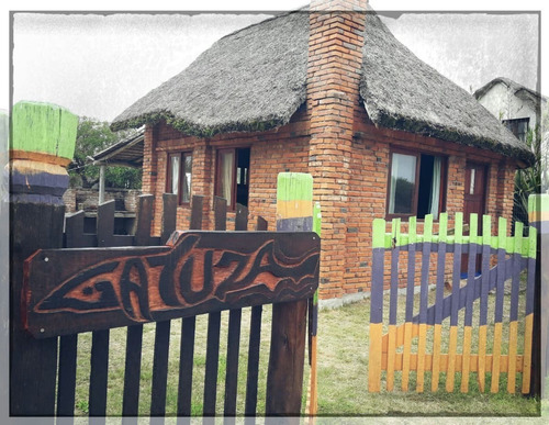 Casa Nidito De Amor, Tranquila Y Céntrica. Vendo / Alquilo.