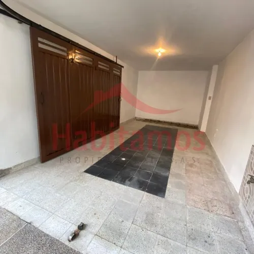 Casa En Venta En Medellín - Los Colores Cod 68704