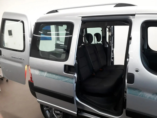 Imagen 4 de 17 de Peugeot Partner Patagonica Ms