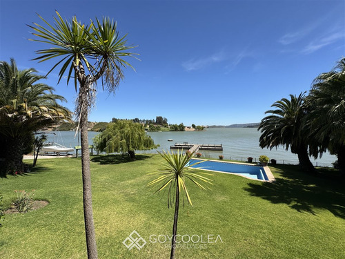 Casa En Venta De 6 Dorm. En La Estrella