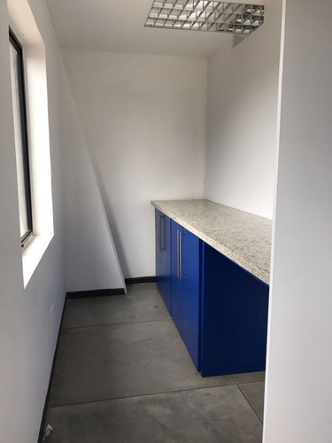 Imagen 17 de 27 de Locales En Venta Puerto Ordaz, Invierte En Un Edificio/ Centro Empresarial Kukenan, Sector Unare