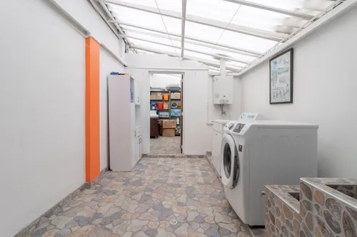 Casa En Venta En Pasadena. Cod V8780