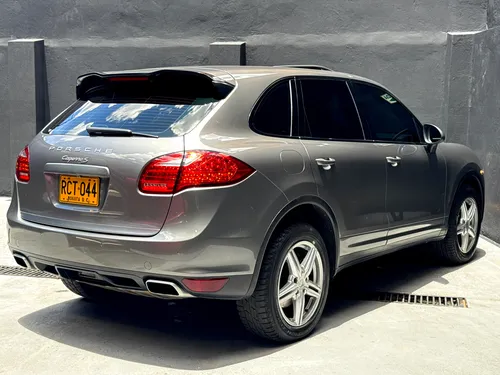 Porsche Cayenne 4.8 S