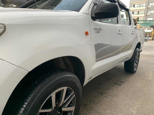 Imagen 7 de 13 de Toyota Hilux 2015 2.5 Cd Dx Pack 120cv 4x4 - C3
