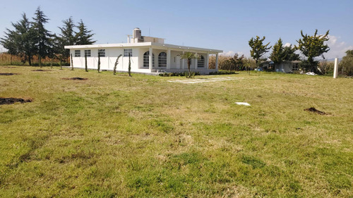 Casa A Precio De Terreno A 5 Min De Atlacomulco Muy Bonita