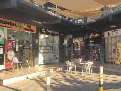 Arriendo, Local 32m2 En Strip Center, Peñuelas Coquimbo