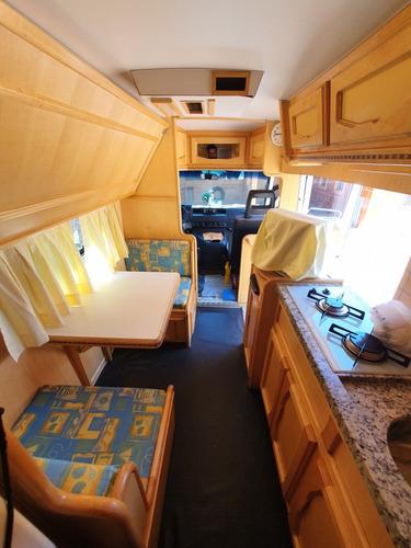 Imagem 11 de 14 de Mb180d Mercedes-benz Motor Home Completo Perfeito Viagem