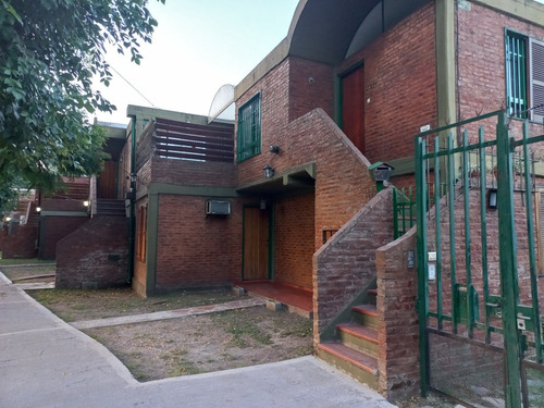 Departamento En Venta Planta Baja 2 Amb. Con Patio Ubicado En San Justo