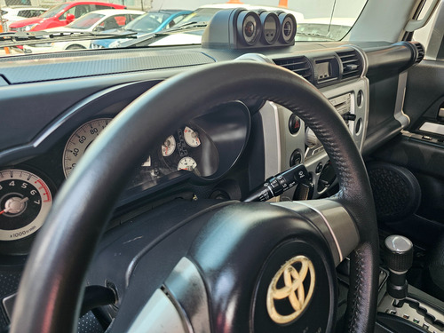 Toyota Fj Cruiser 3p Premium Aa Ee Ra Abs 4x4 At