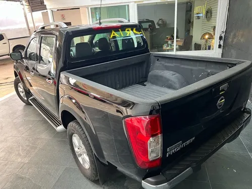 Nissan NP300 Frontier 2.5 Le Aa Mt