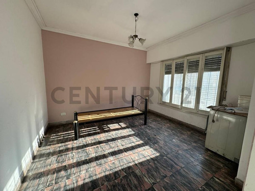 Venta Casa 3 Ambientes Con Galpón