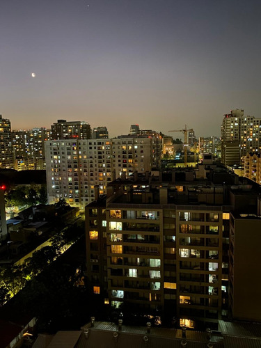 Arriendo Departamento 1d 1b Lira Con Marin En Santiago