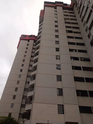 Apartamento En Lomas Del Avila
