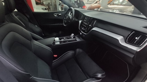 Volvo Xc60 R-design Hybrid Awd Geartronic 2.0 T8, Ier8990