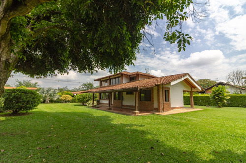 Casa En Venta En Jamundí Urbanización Riberas De Las Mercedes. Cod 11934