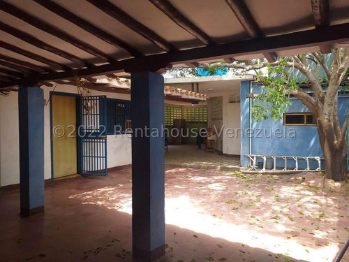Imagen 18 de 26 de Amplia Y Comoda Casa Colonial, 04120656408 Mls 23-2219