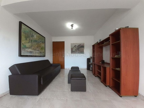 Imagen 2 de 12 de Eloisa Mejia Rentahouse Vende Apartamento En Valles De Camoruco Valencia 22-16808