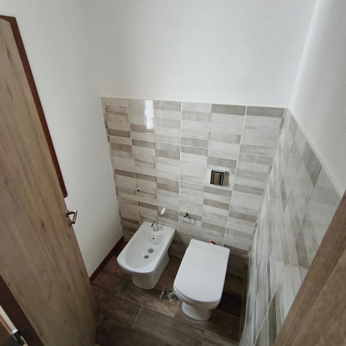 Duplex Santa Rita 2 Dorm Terraza Propia Pileta Esc